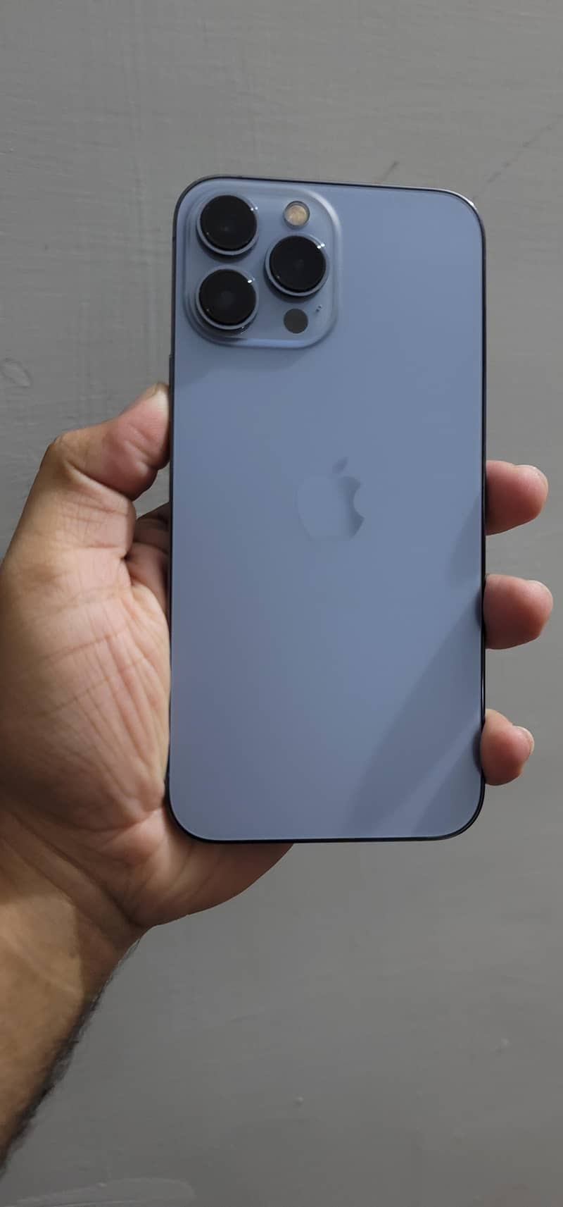 Apple iPhone 13 Pro Max 2