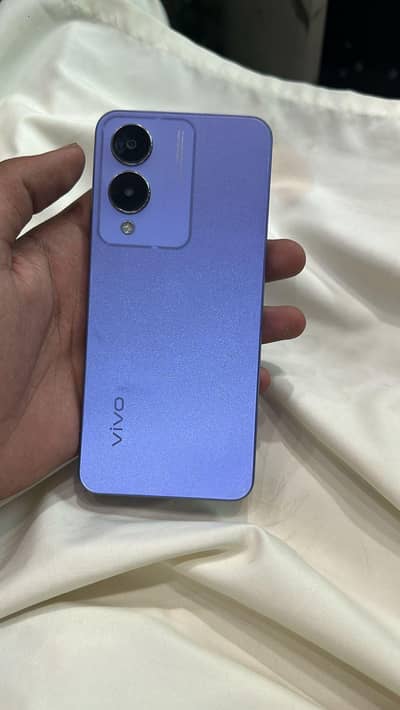 Vivo Y17