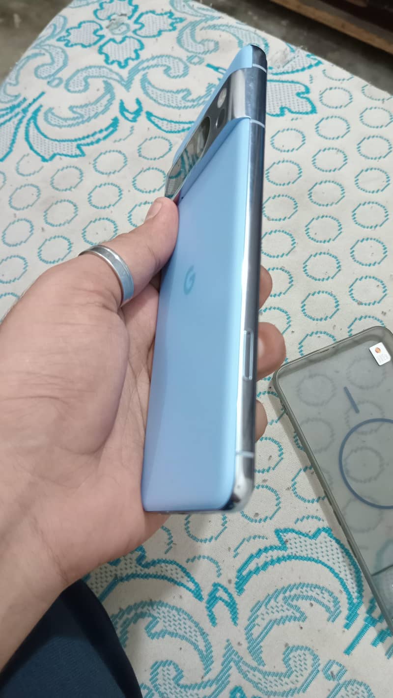 Google Pixel 8 Pro 5