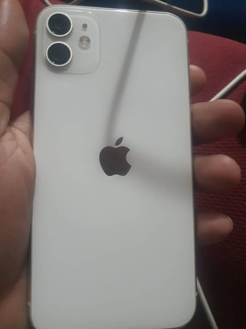 Apple iPhone 11 2