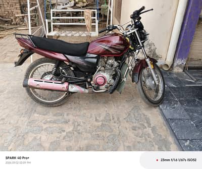 Yamaha YB125Z