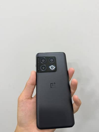 One Plus 10 Pro