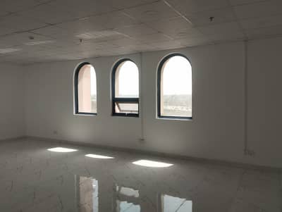 435 Square Feet Office In Gulberg For sale At Good Location