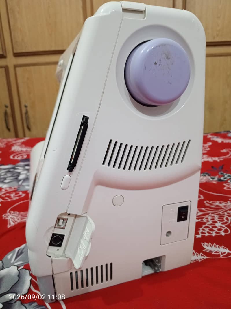 Janome 9600 Computerized Sewing and Embroidery Macine 8