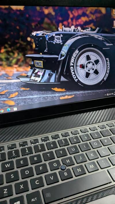 Toshiba Tecra z40 i5 6th gen 8GB Ram