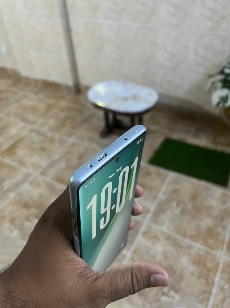 Tecno camon 40 pro 3