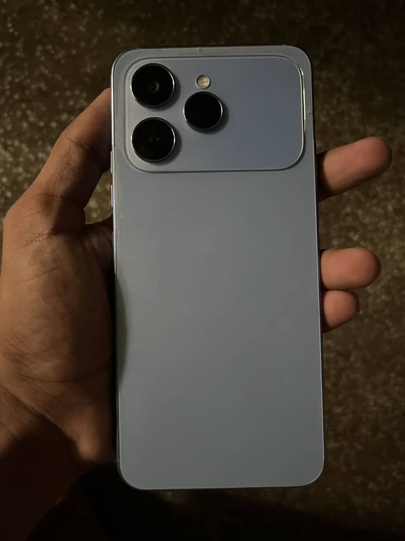 Tecno CAMON 40 3