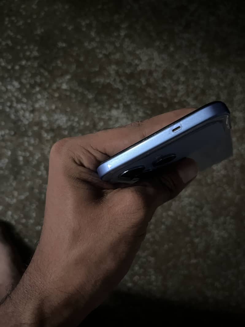 Tecno CAMON 40 4