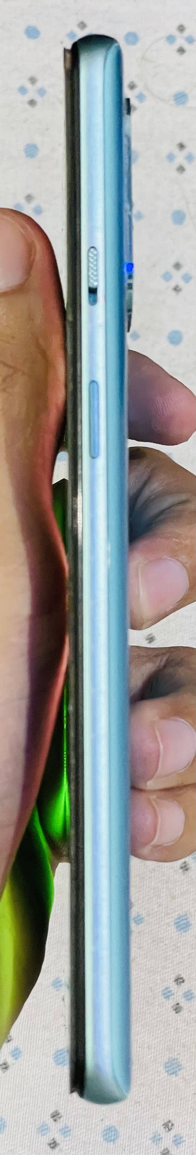 One Plus 8T 1