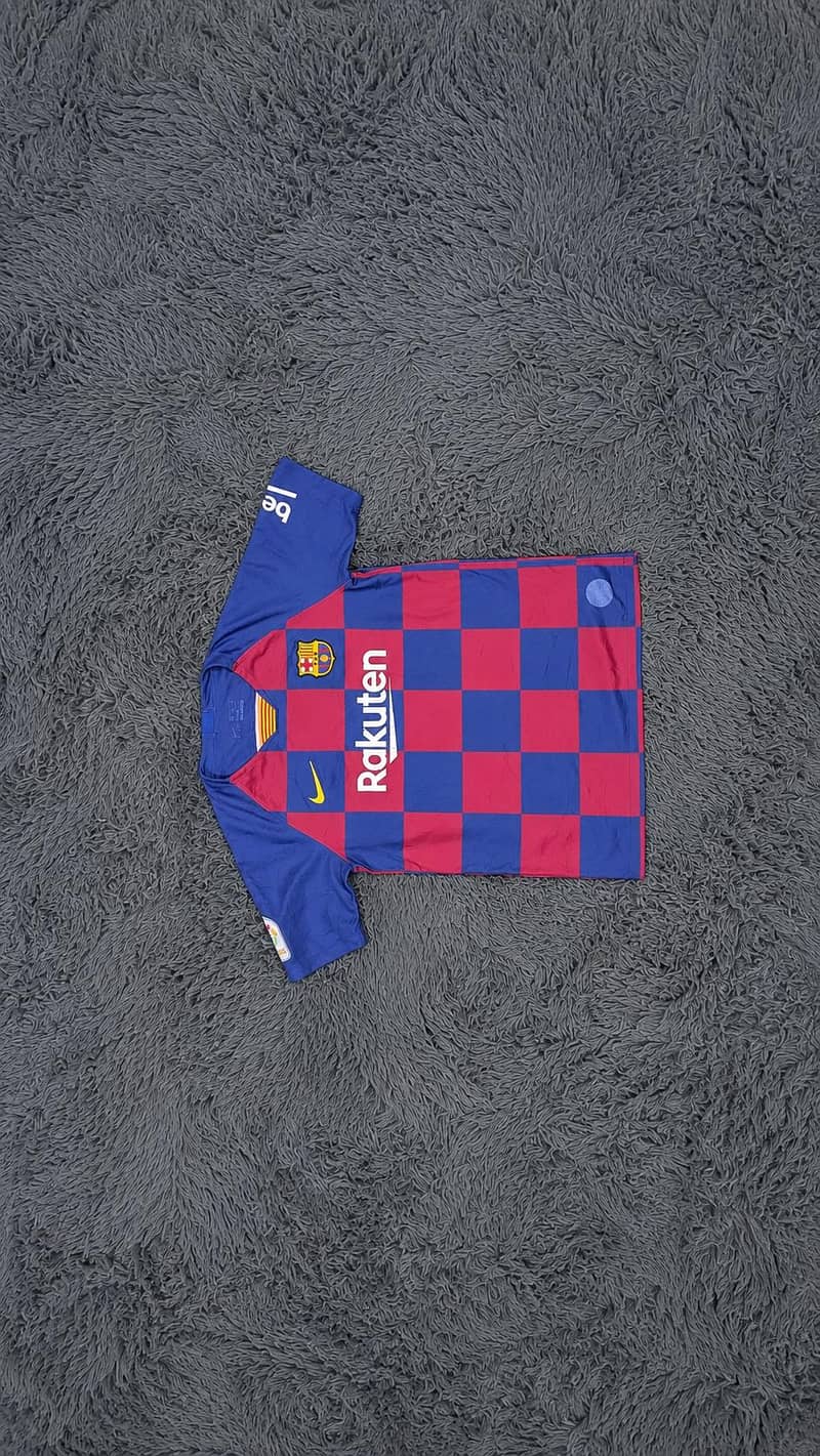 thirfted jerseys 10