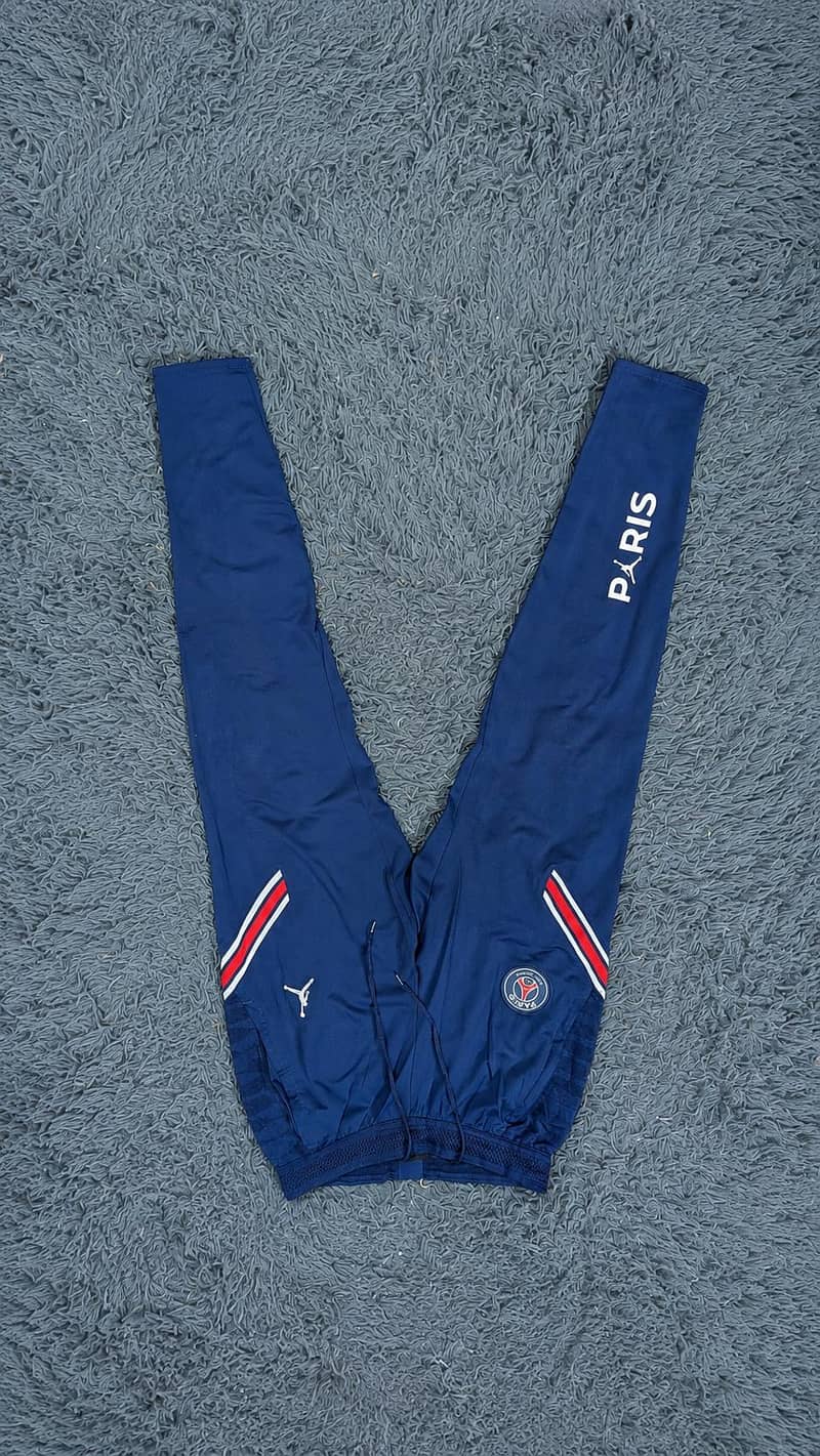 thirfted jerseys 12