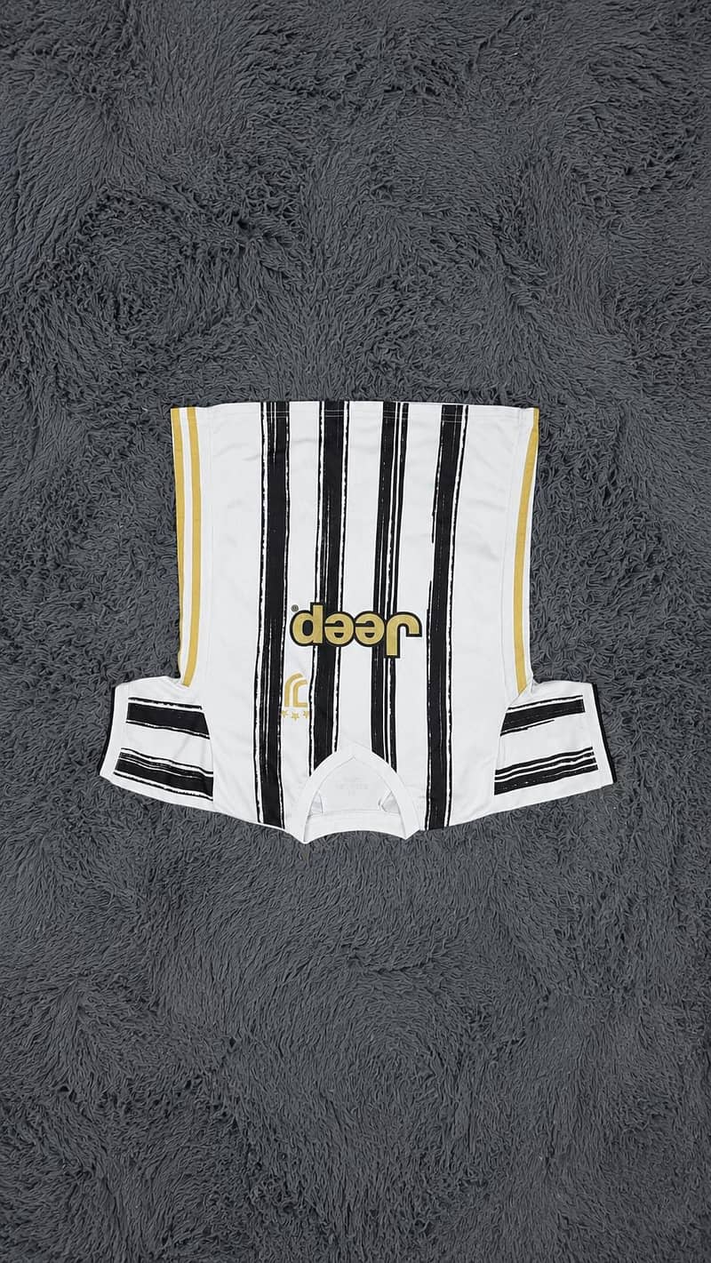 thirfted jerseys 13