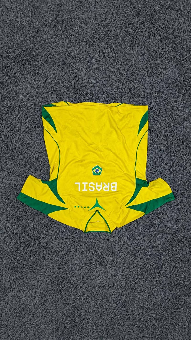 thirfted jerseys 14