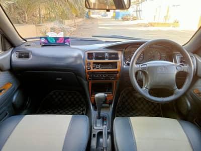 Toyota Corolla GLI 2000