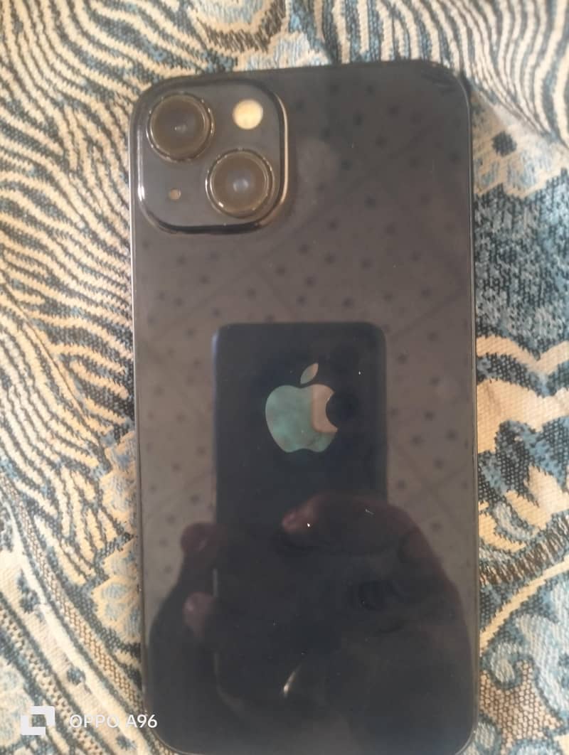 Apple iPhone 13 0