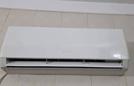 Gree Pular 1 Ton, with 10 foot pipe