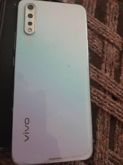 vivo s1
