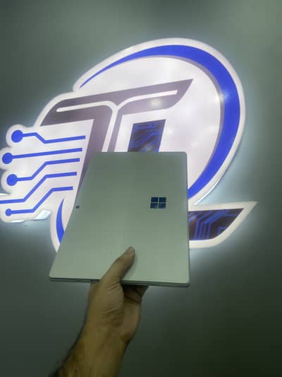 Surface Pro 7 Core i5 Gen 10th 8GB Ram 128GB SSD Touch O3OO-48OO1O7)