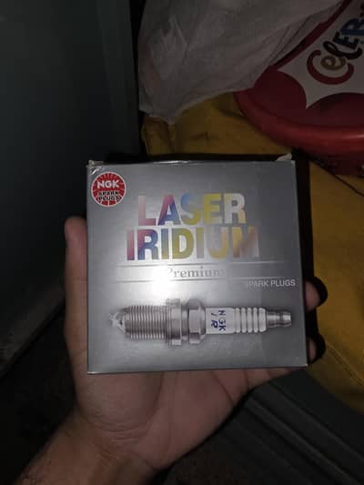 NGK PREMIUM Laser Iridium Spark Plug - ILZKR7D8