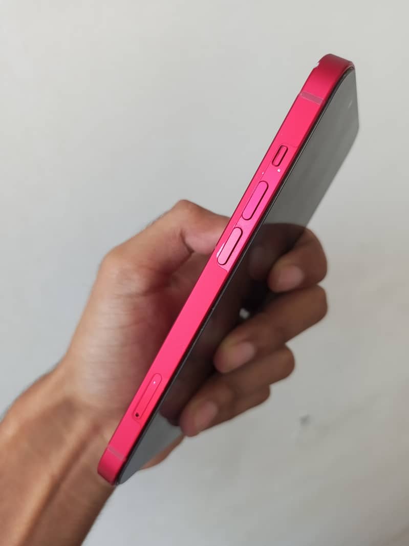 iPhone 13 waterpack 4