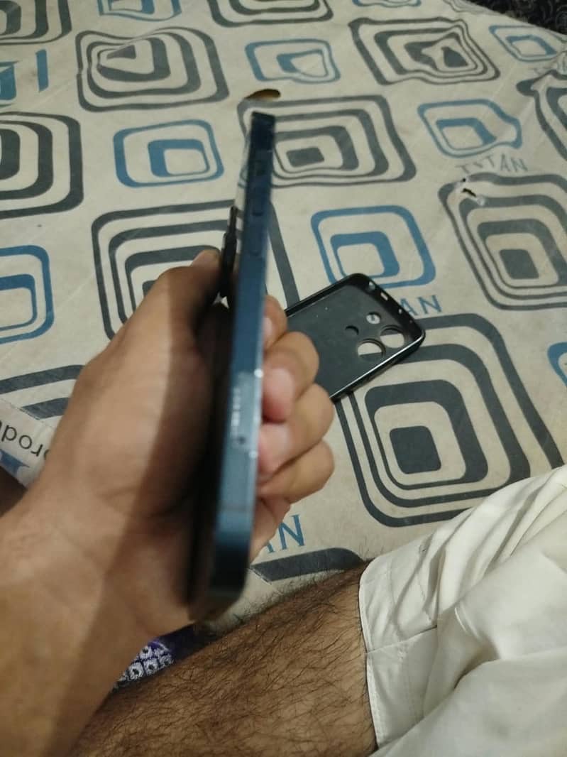Iphone 13 3