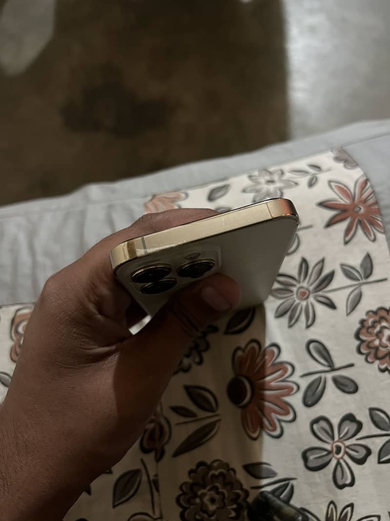 Apple iPhone 13 Pro 5