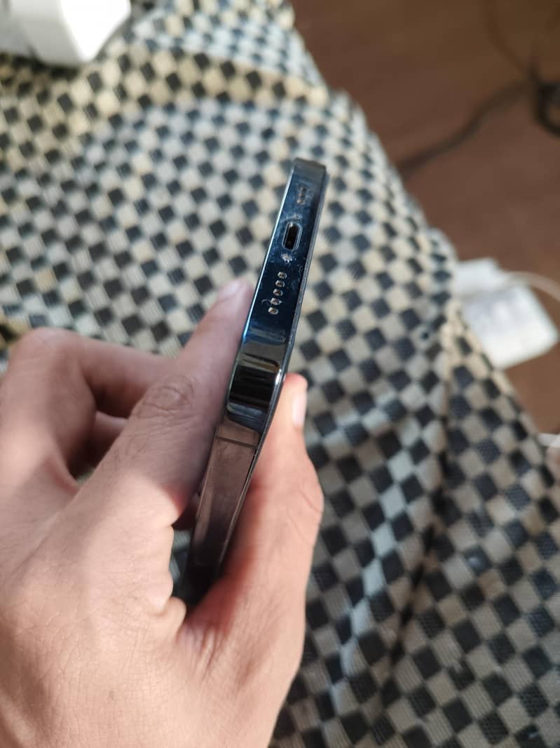 Apple iPhone 12 Pro 7