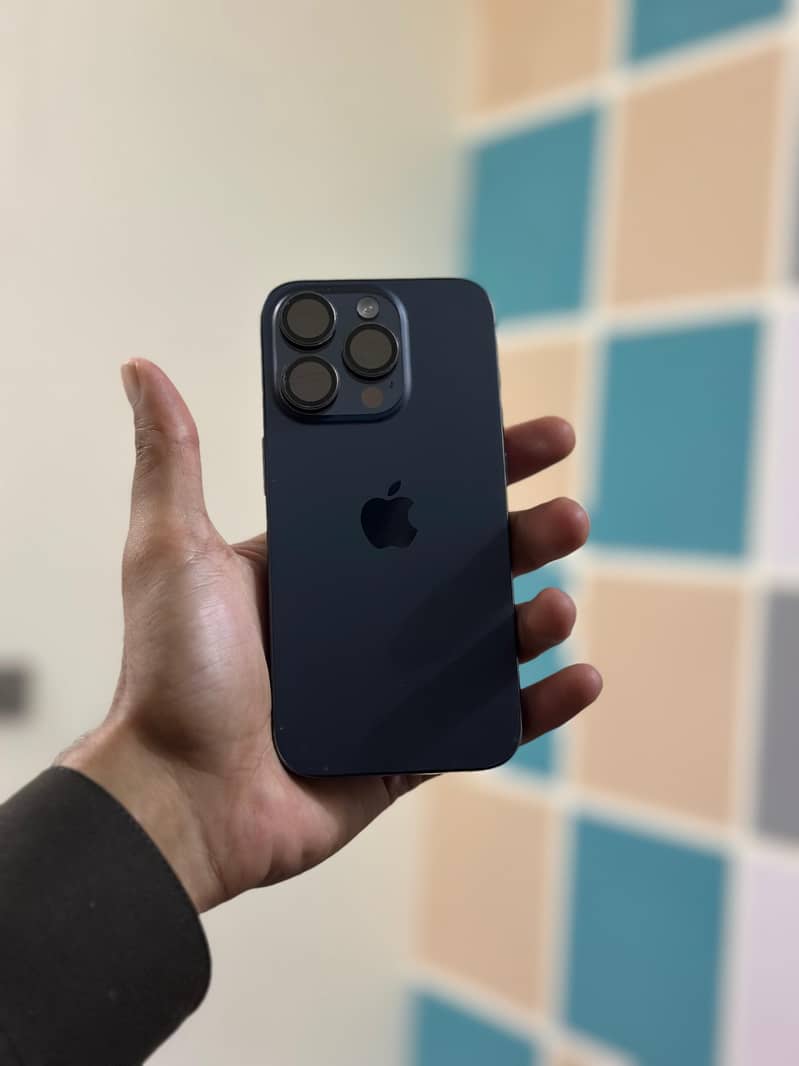Apple iPhone 15 Pro 1