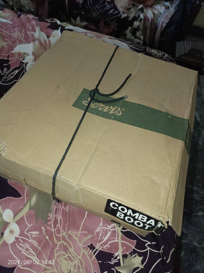 Servis combat boots 5