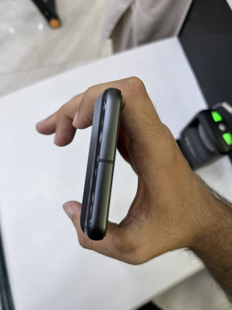 Google Pixel 8 3