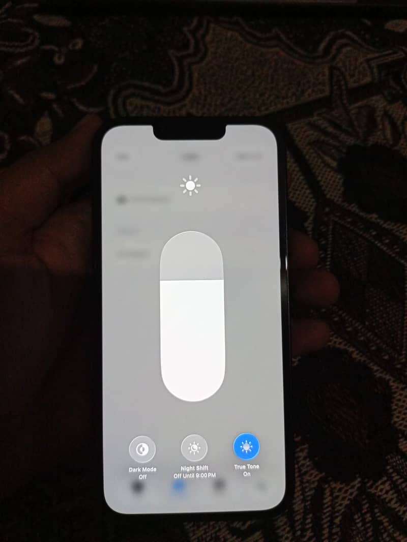 Apple iPhone 13 1