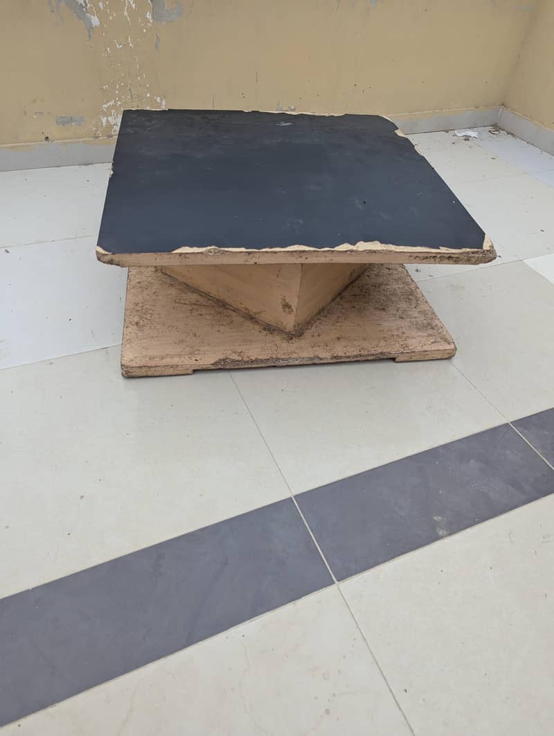 Double bed mattress, computer table, center table,2 side table 0