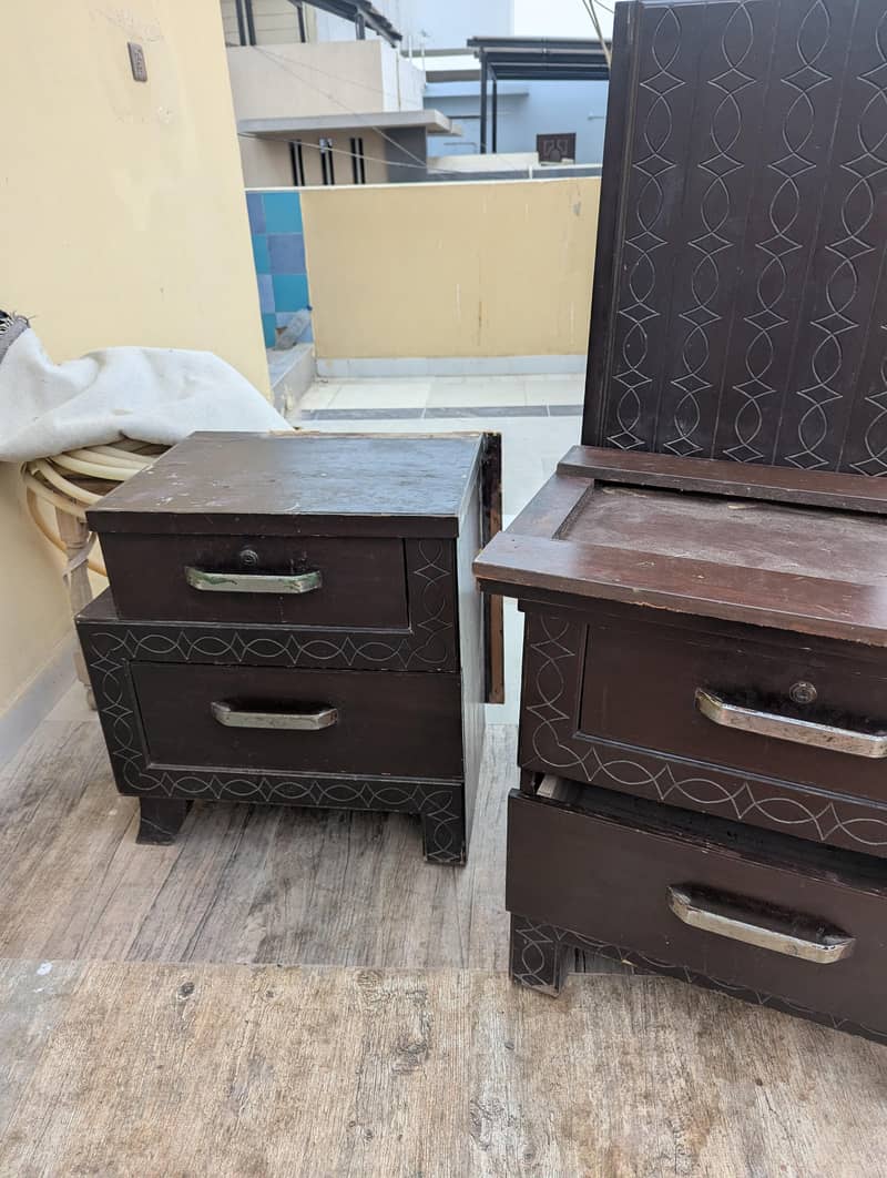 Double bed mattress, computer table, center table,2 side table 4
