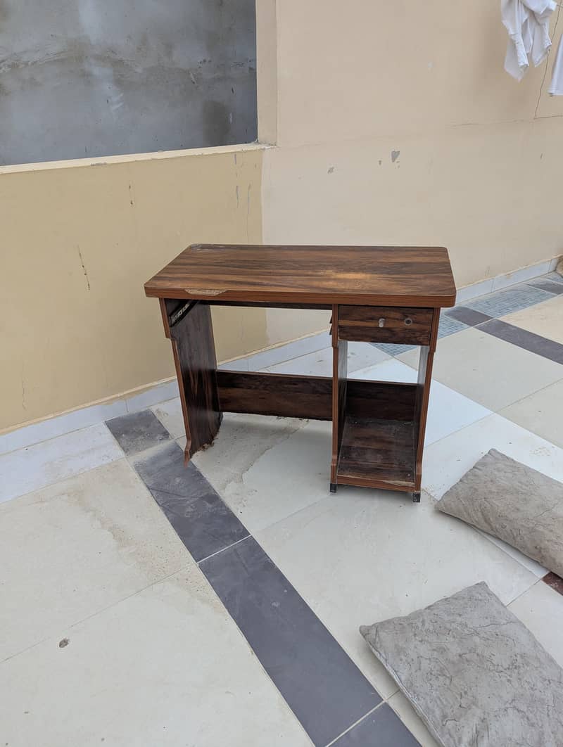 Double bed mattress, computer table, center table,2 side table 8