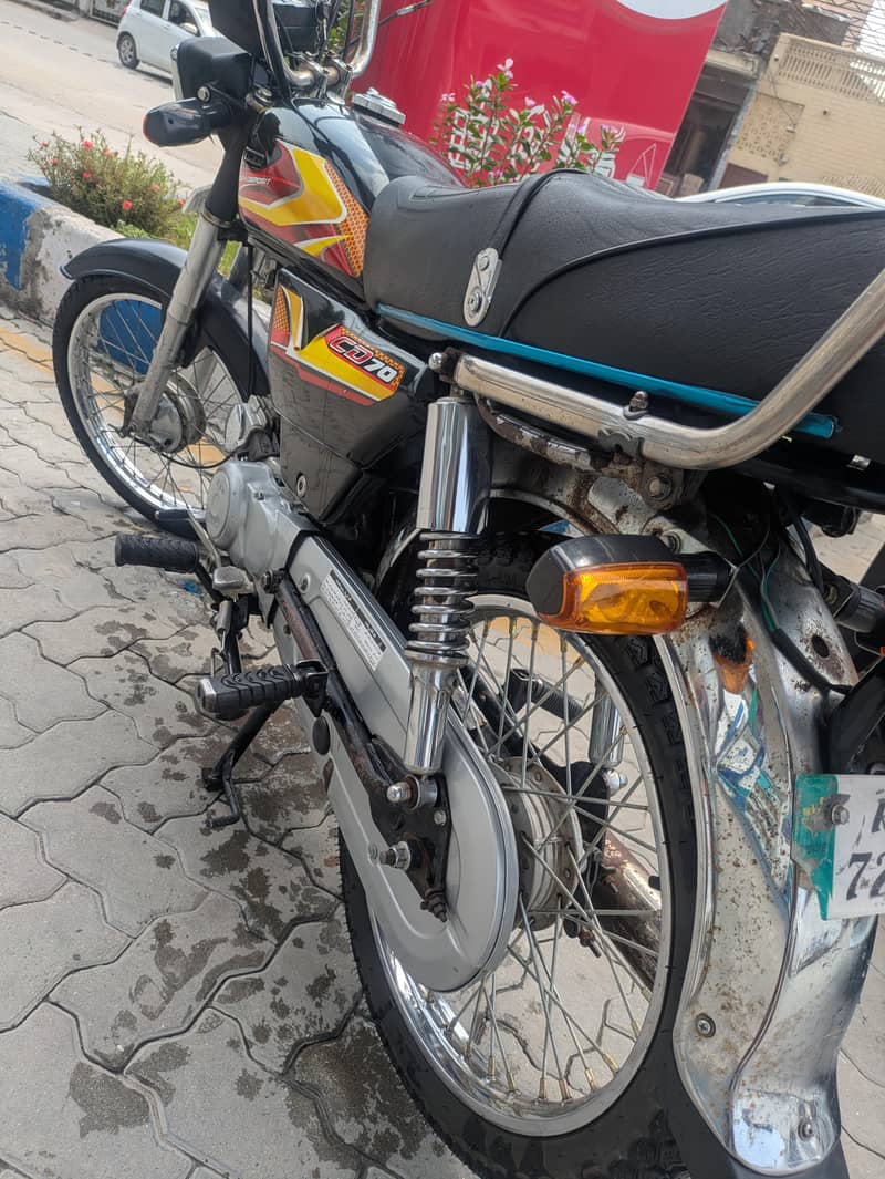 hero CD 70 4