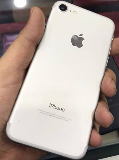 Apple iPhone 7