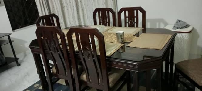 6 seater dining table