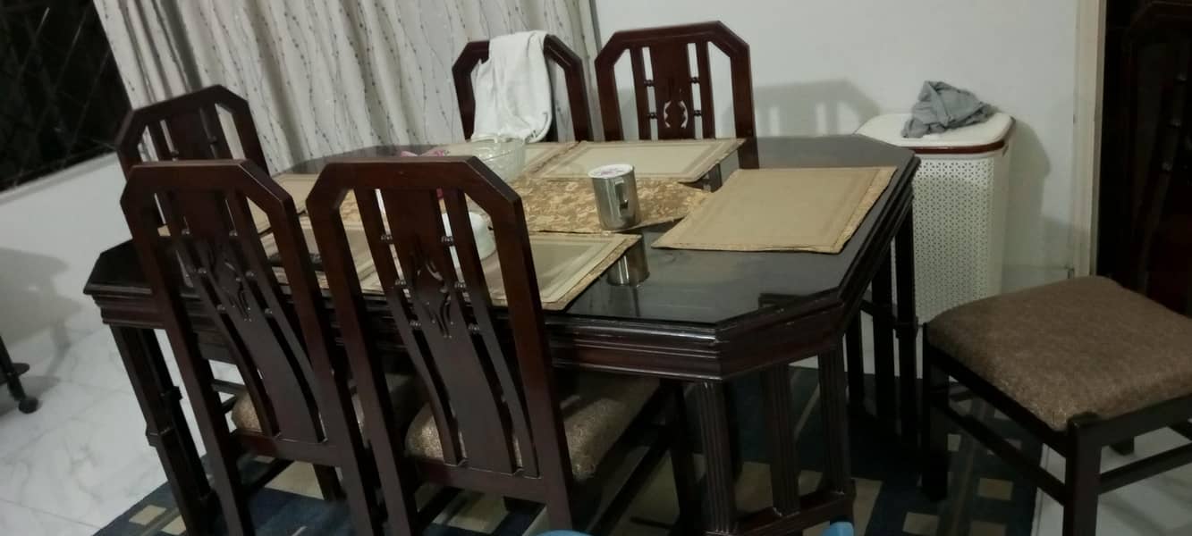 6 seater dining table 2