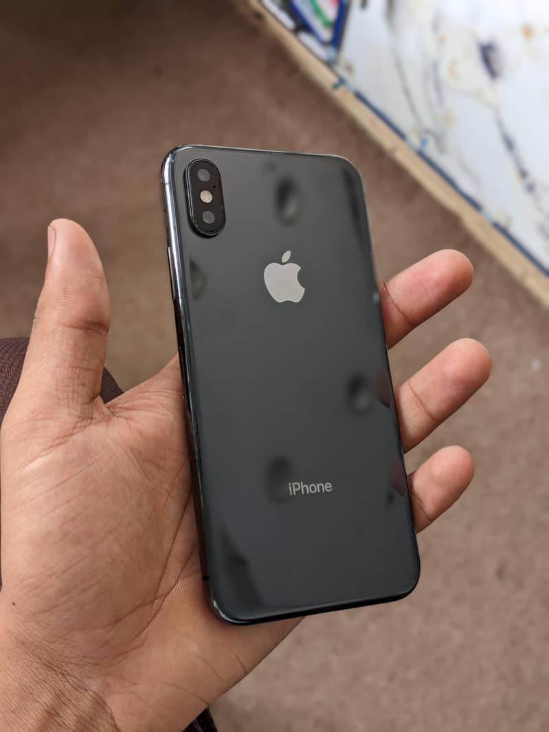 Apple iPhone XS 0