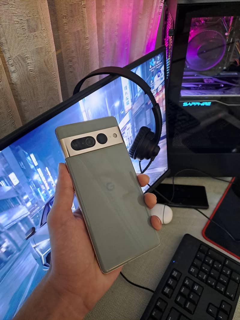 Google Pixel 7 Pro 0