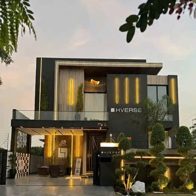 1 Kanal Brand New Luxury Furnished House for Rent in a Prime Location of Bahria Town, Lahore.