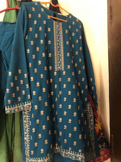 khaadi 2 piece suit just 2 times wear
