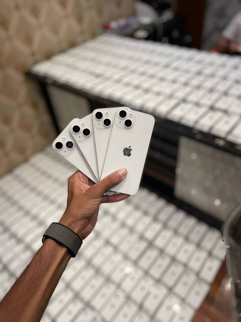 iPhone 14 1