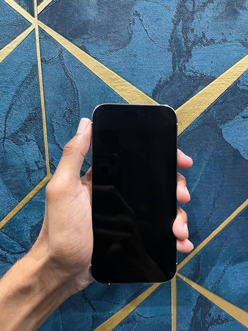 Apple iPhone 14 Pro 3