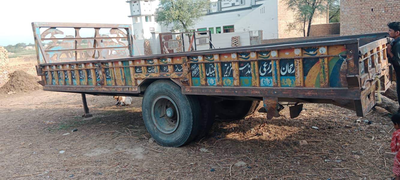 ٹرالہ فار سیل 0