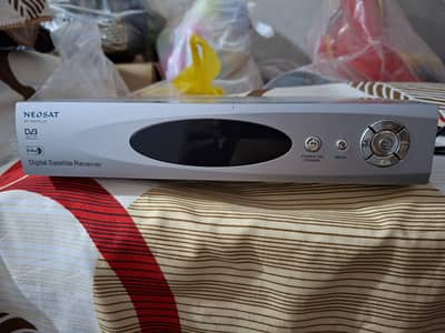 Dish receiver