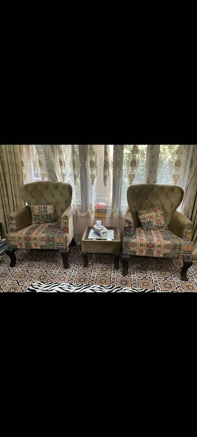 Sofa Set – Excellent Condition Modern 7 Seater Sofa Set for Sale