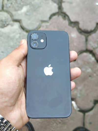 Apple iPhone 12