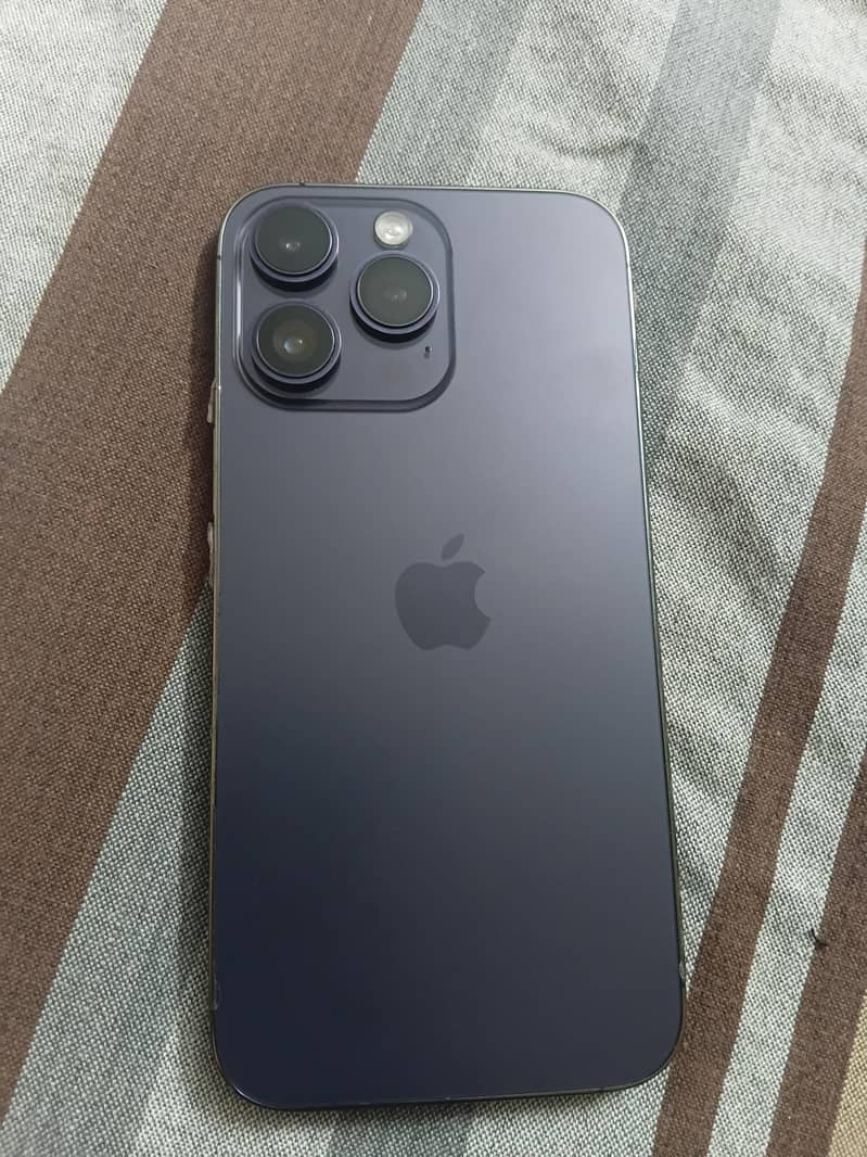 Apple iPhone 14 Pro Max 0