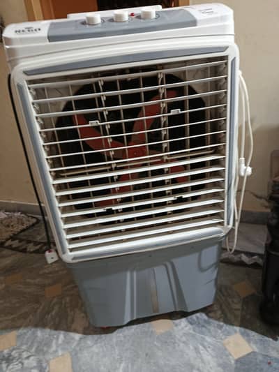 18k Ac/DC Cooler Excellent condition